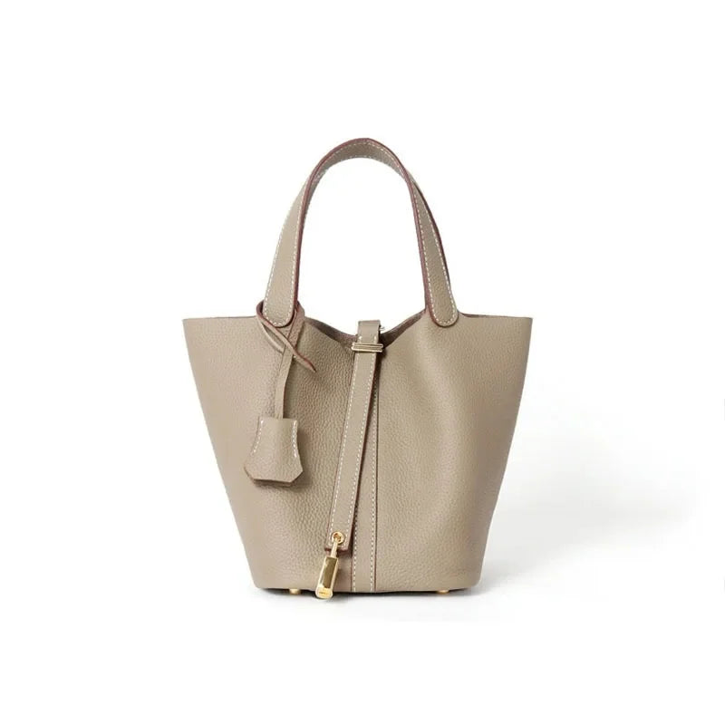 Bolsa Feminina Estruturada com Alça de Mão