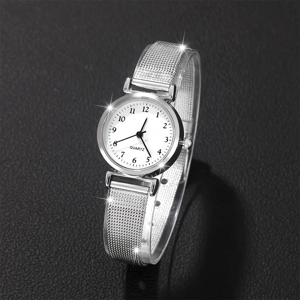 Relógio Feminino de Pulso com Pulseira Prateada