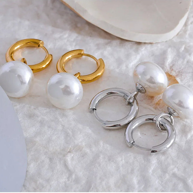 Brinco Feminino de Pérola Dourado