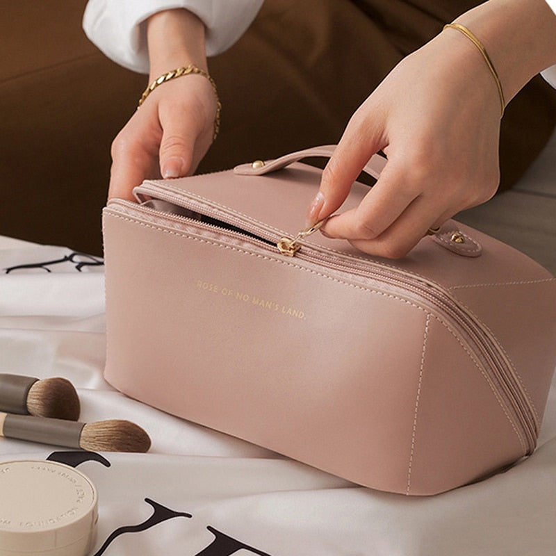 Necessaire Beauty Organizadora de Maquiagem em Couro Ecológico – Compacta e Impermeável