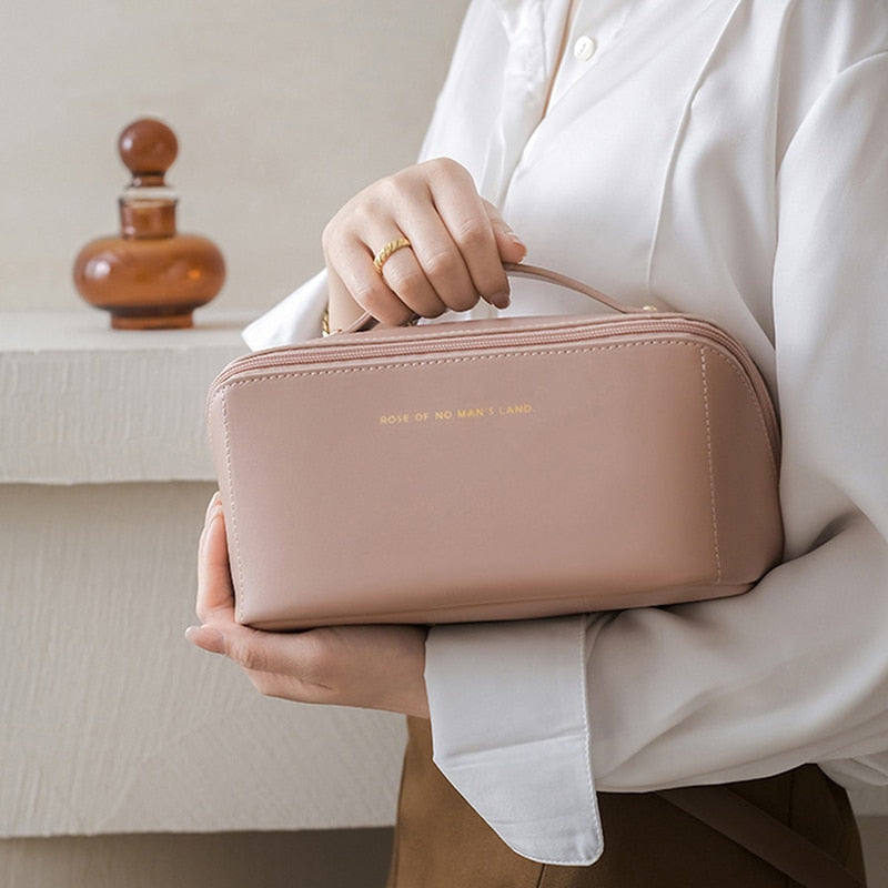 Necessaire Beauty Organizadora de Maquiagem em Couro Ecológico – Compacta e Impermeável