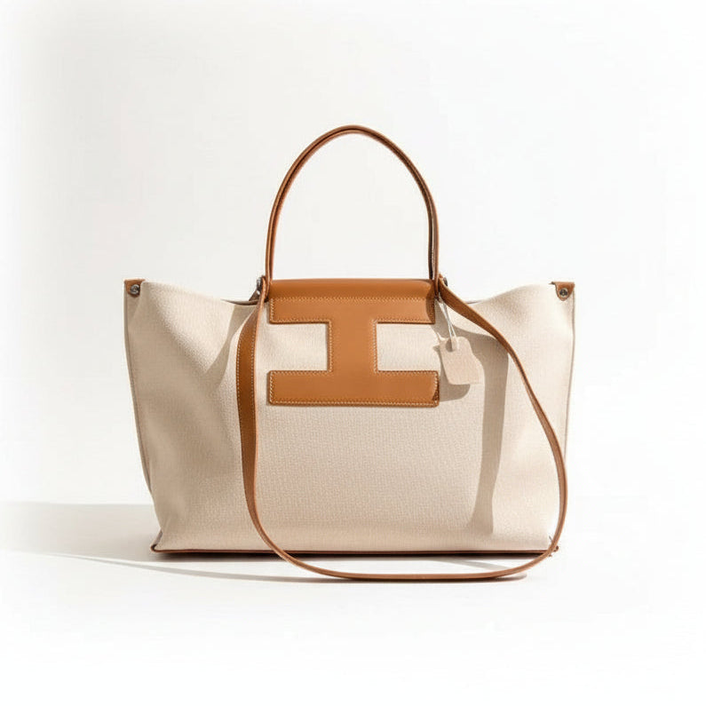 Bolsa Feminina Estruturada com Alça Dupla e Detalhe Frontal – Modelo Premium