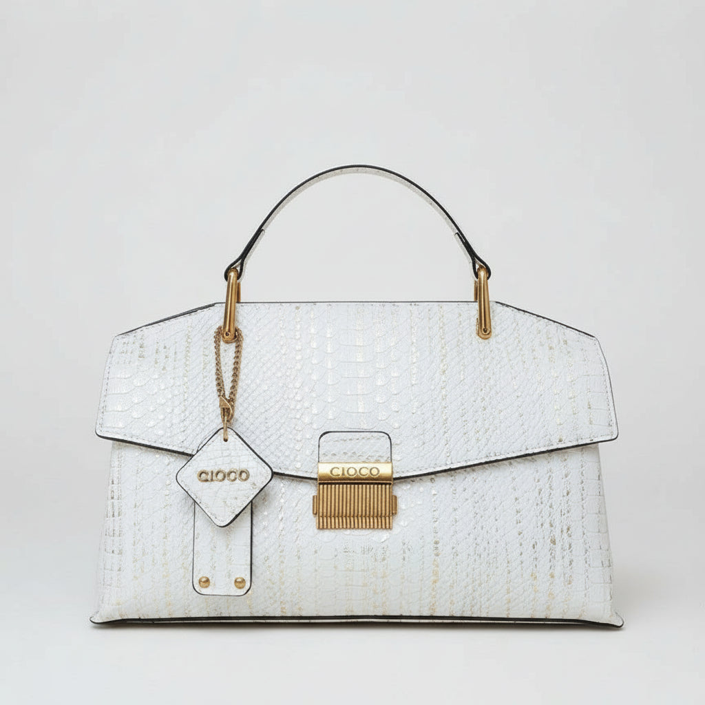 Bolsa Feminina Estruturada em Couro com Textura Croco