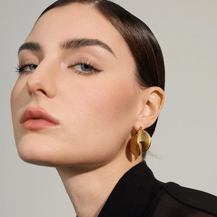 Brinco Feminino Dourado Banhado