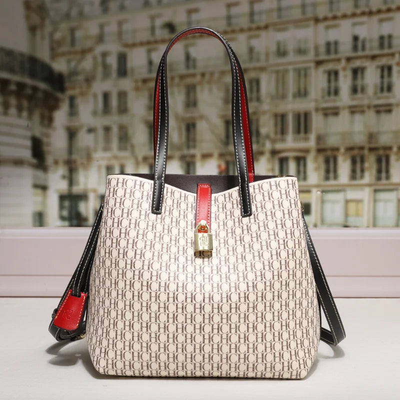 Bolsa Feminina Premium Estruturada com Detalhes Dourados