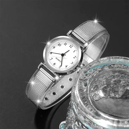 Relógio Feminino de Pulso com Pulseira Prateada