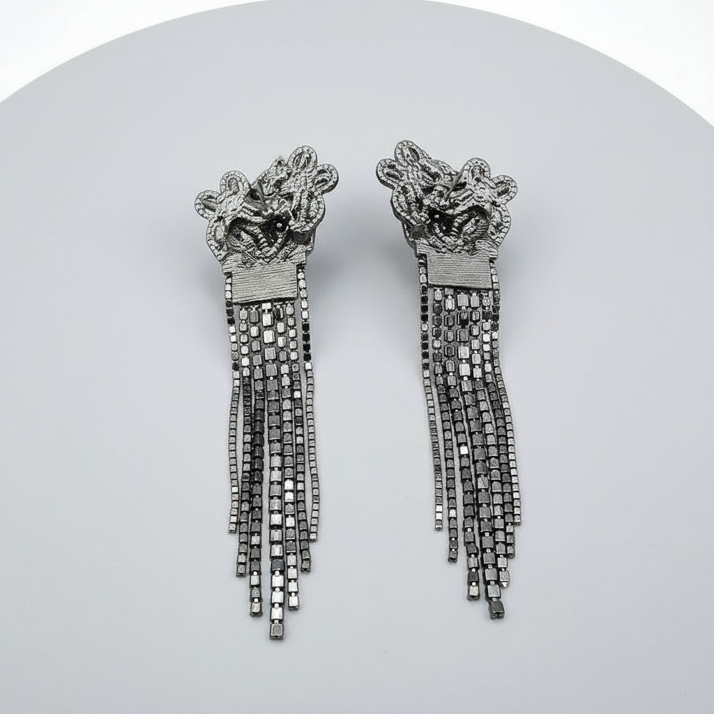 Brinco Feminino Longo com Strass