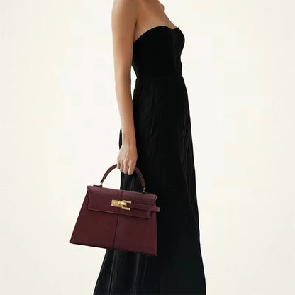 Bolsa Feminina de Couro Clássica