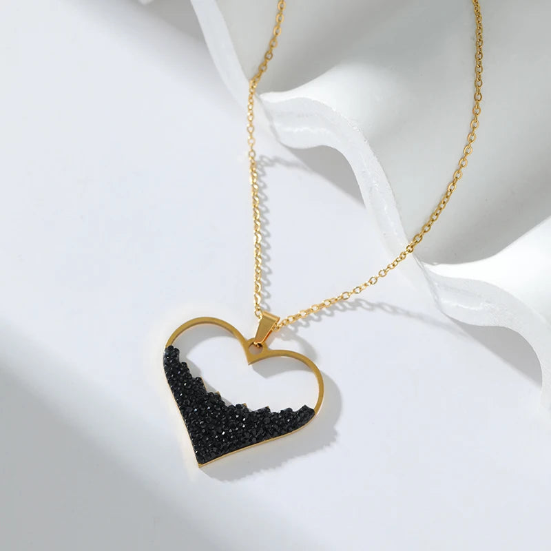 Conjunto Feminino de Colar e Brincos Banhados a Ouro de Coração