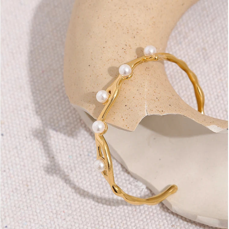 Bracelete Pulseira de Pérola com Banho Dourado Premium