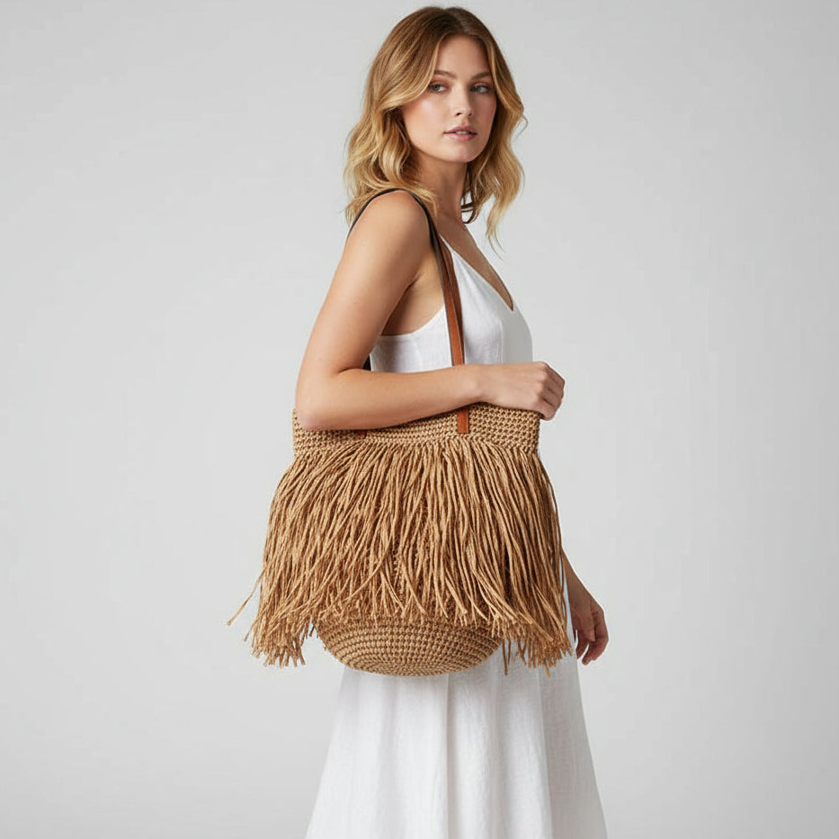 Bolsa Feminina de Palha com Franjas