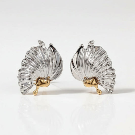 Brinco Folha Luxo Banhado a Ouro e Prata – Elegância Sofisticada