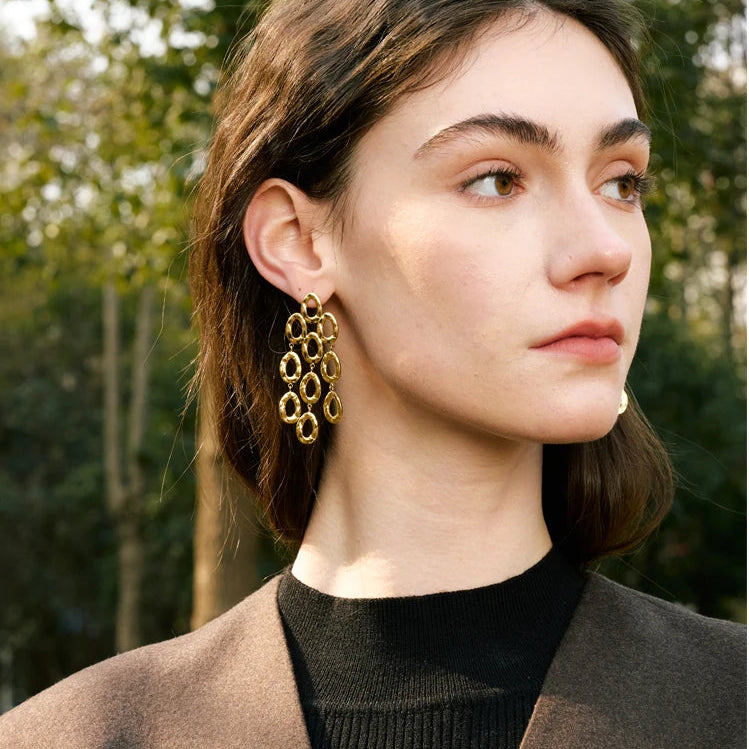 Brinco Feminino Dourado com Elos Ovais