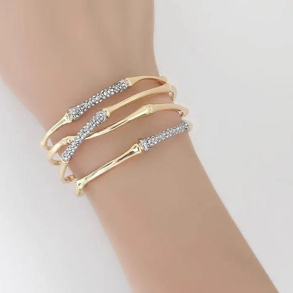 Bracelete Dourado Feminino com Detalhes em Strass Premium