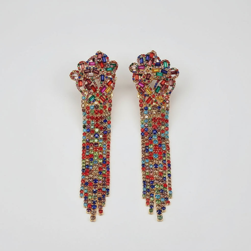 Brinco Feminino Longo com Strass