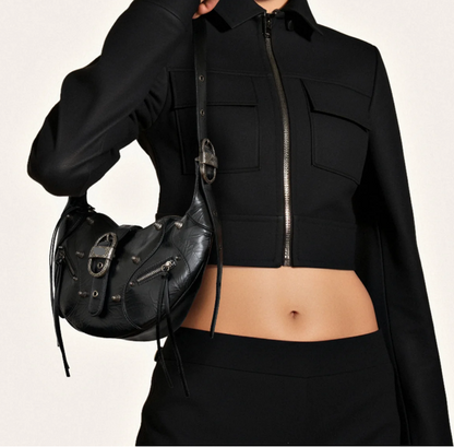 Bolsa Feminina de Ombro Tessa com Fivela e Tachas