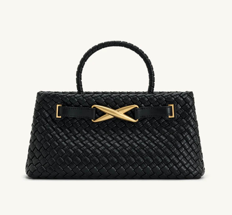 Bolsa Feminina de Mão Trançada com Detalhe Dourado