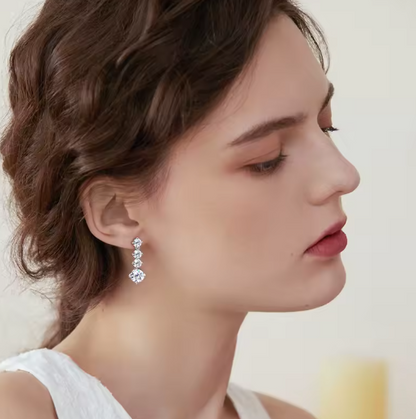 Brinco Feminino de Prata Moissanite