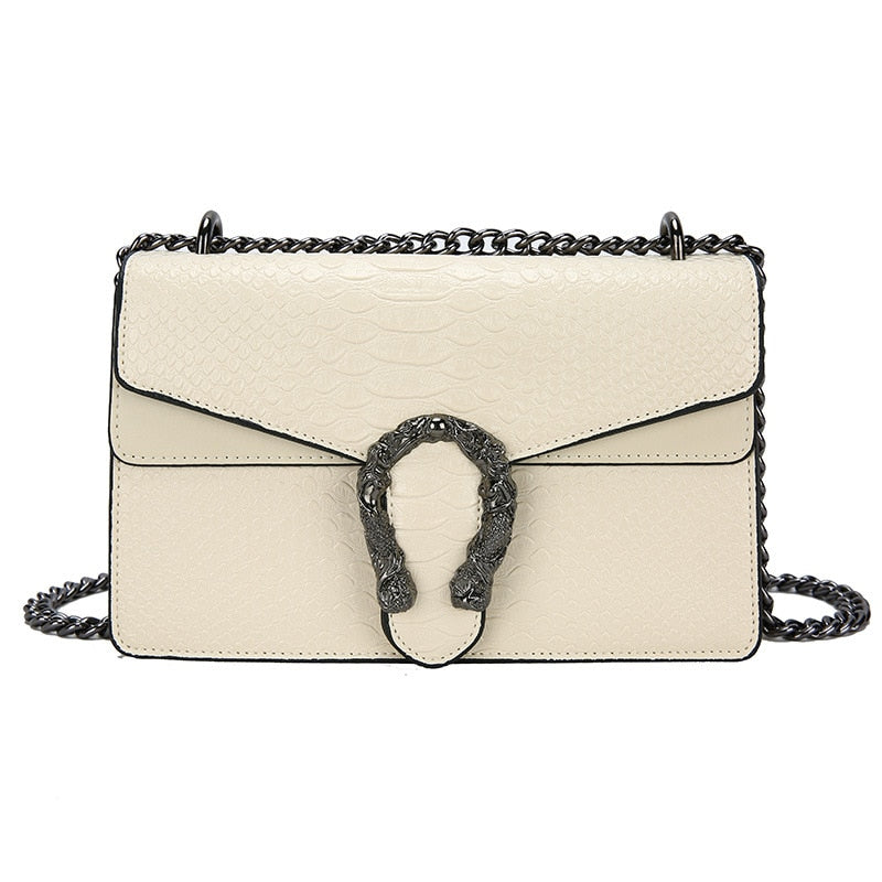 Bolsa Feminina Quadrada com Corrente em Couro – Design Elegante